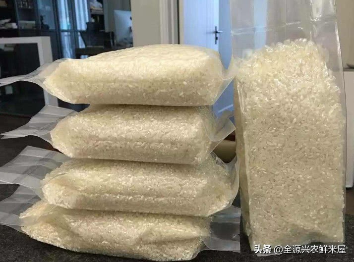 如何辨别买的米是真的还是假的,市场上绿色米是假米吗