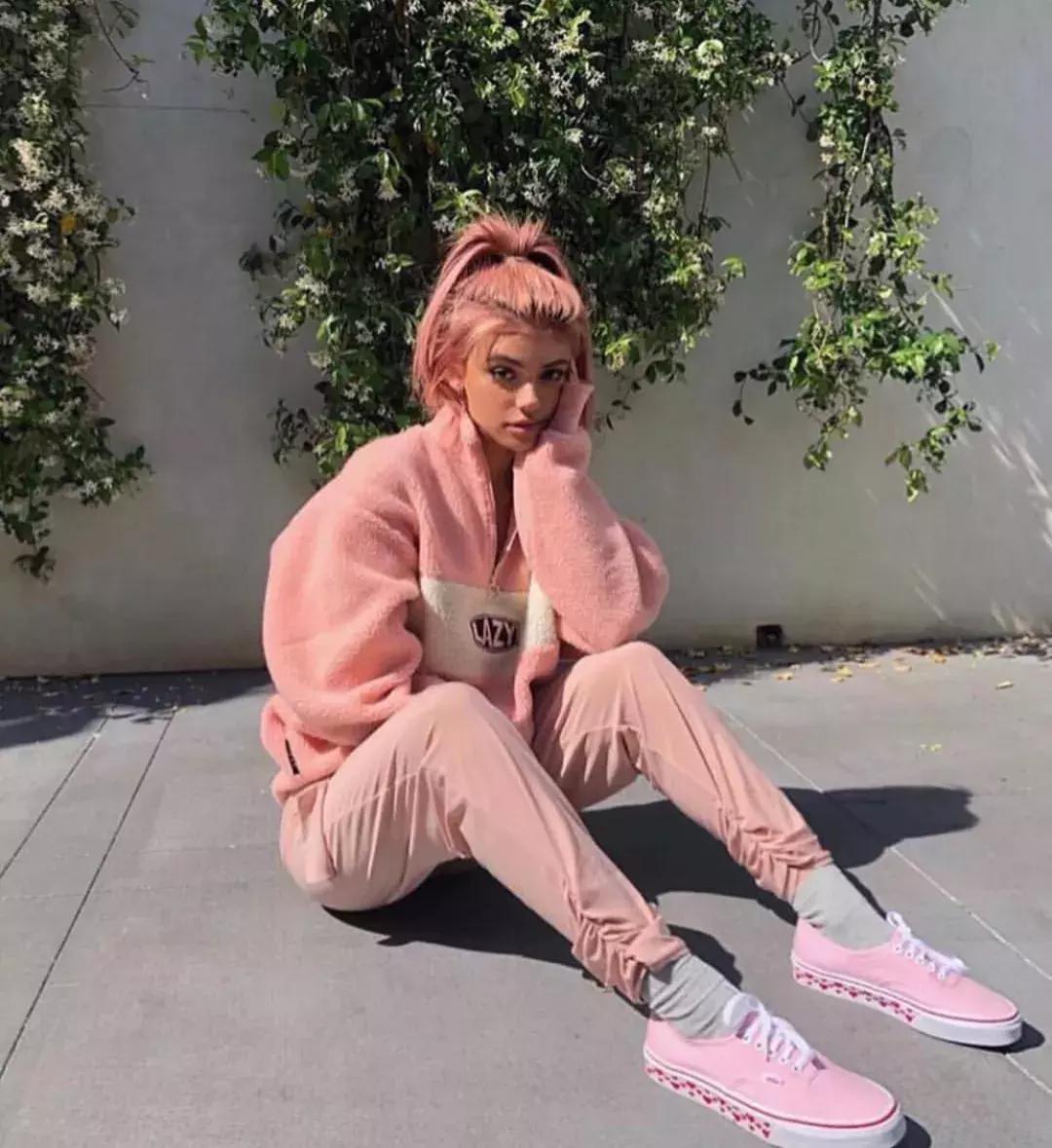 女性穿vans还是aj好,夏天穿vans还是aj