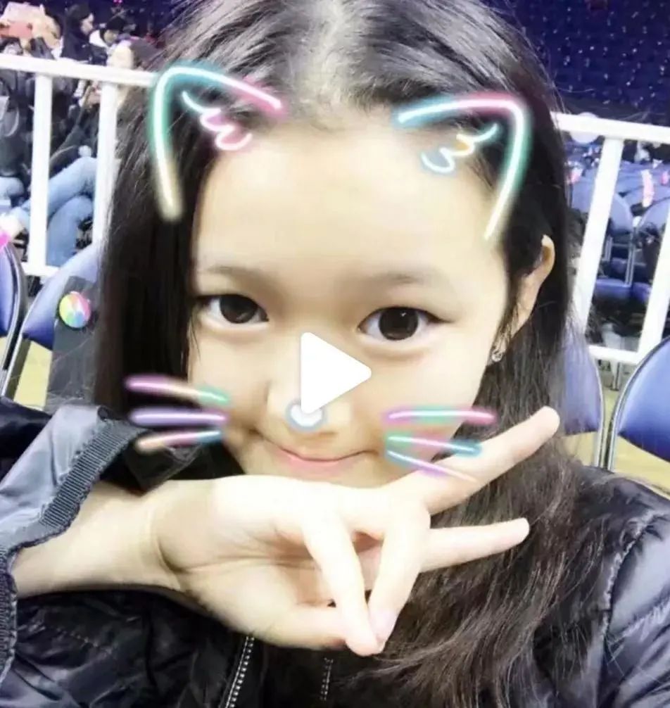 李嫣回应被质疑炫富,李嫣疑不满闺蜜聚会遭曝光