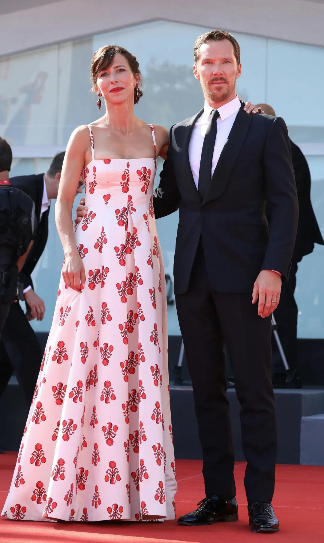 辣眼睛的威尼斯红毯女星惊艳,威尼斯红毯女星惊艳