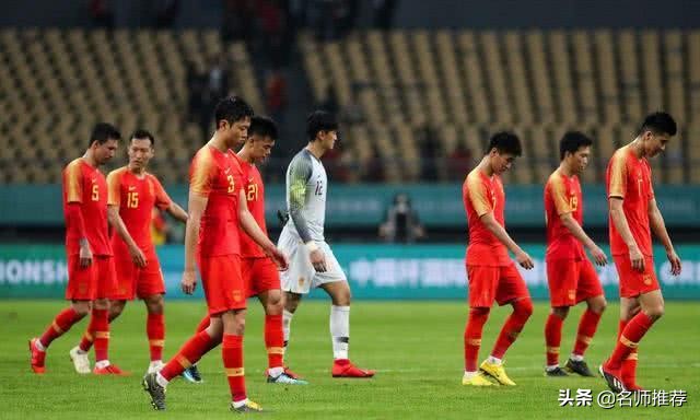 消失的U23打脸新政?李铁选入的“嫡系”球员?李铁台前幕后故事