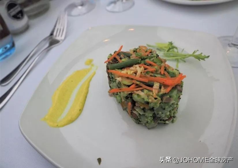 去了荷兰，168的我感觉自己像个霍比特人