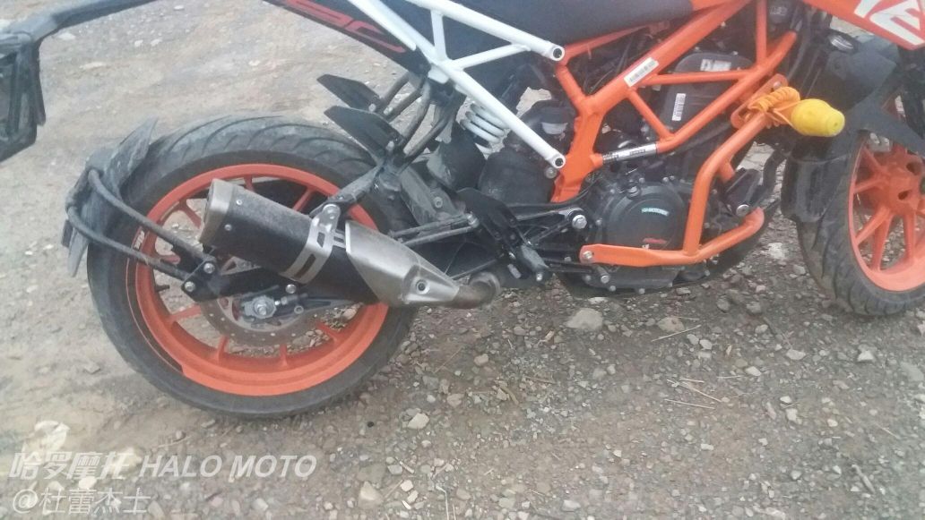 ktmduke390路人视角,适合新手的ktmduke390推荐