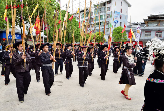 台江苗族姊妹节巡游,台江苗族姊妹节苗族服装