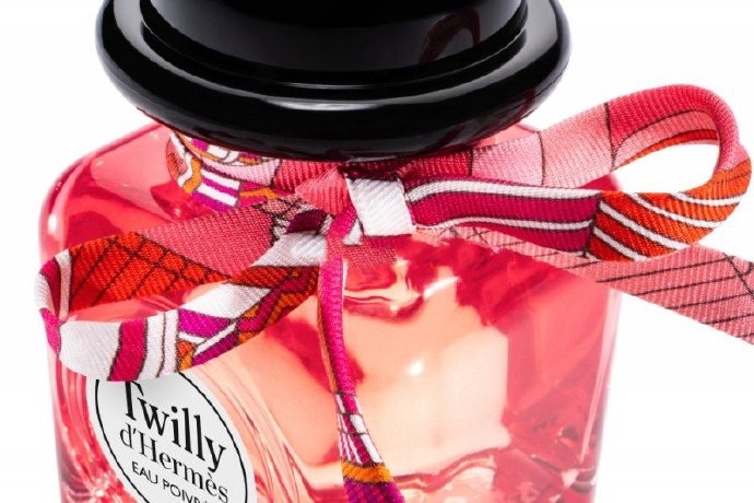 九月新品香水出奇制胜，麝香、胡椒竟成热门香料，大牌们真会玩