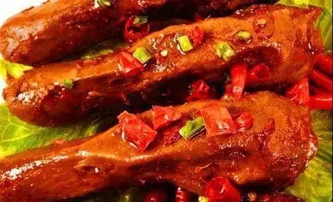 周黑鸭配料及制作过程,正宗周黑鸭卤料配方秘方大全