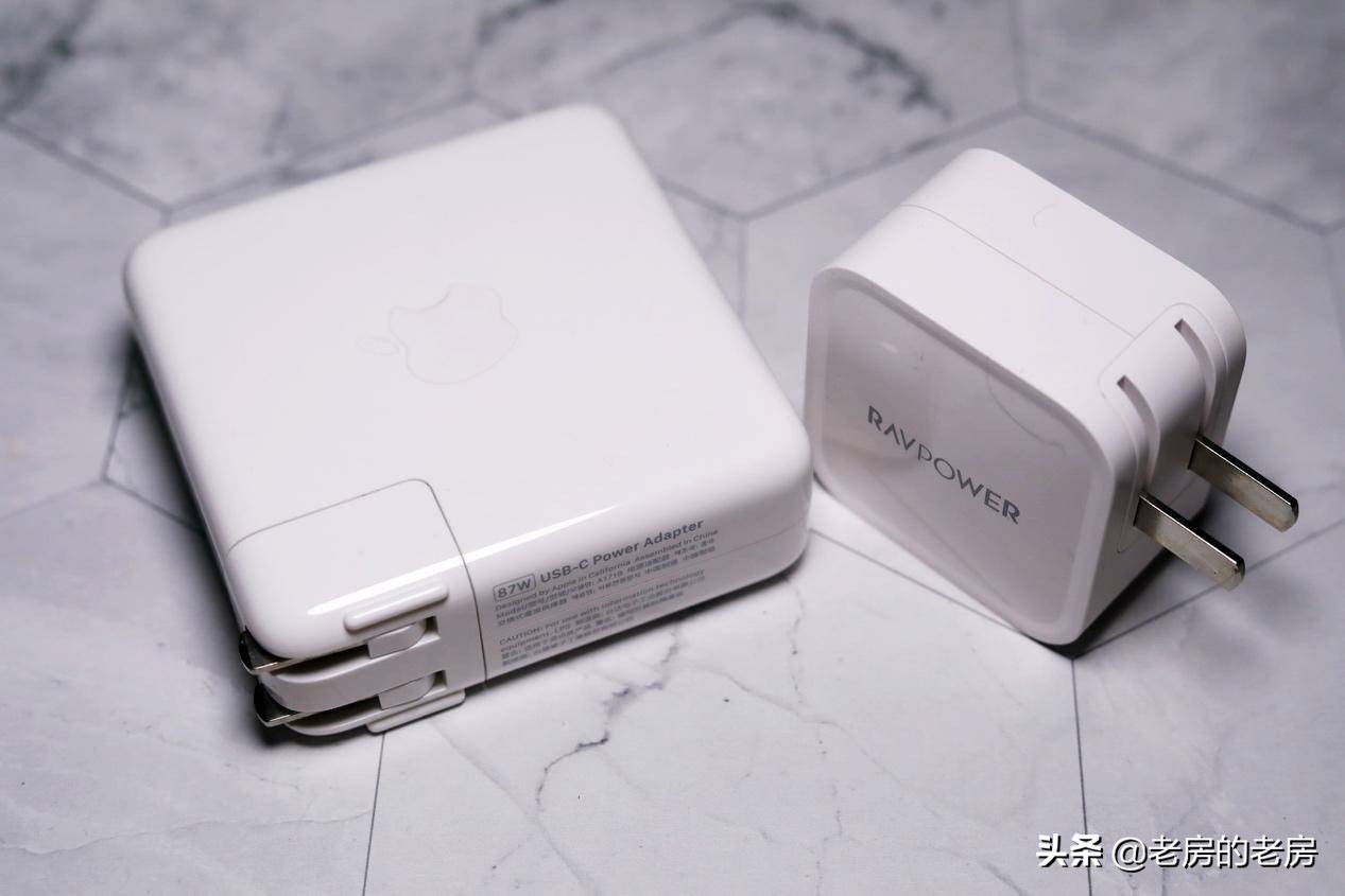 macbook支持pd快充,30w快充头可以给macbook充电吗