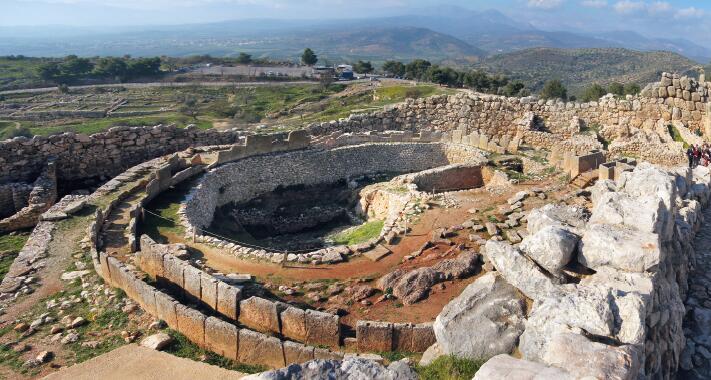 克里特岛宫殿属于古希腊吗,克里特岛是不是古希腊遗址