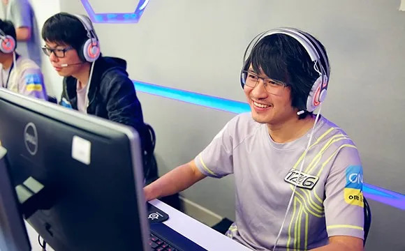和林俊杰分手后的17战队成绩“起飞”,看明星搞电竞有多难