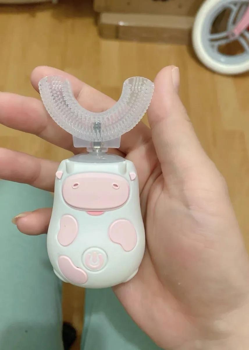 最近风很大的儿童U型牙刷，我劝你直接退出母婴产品界吧