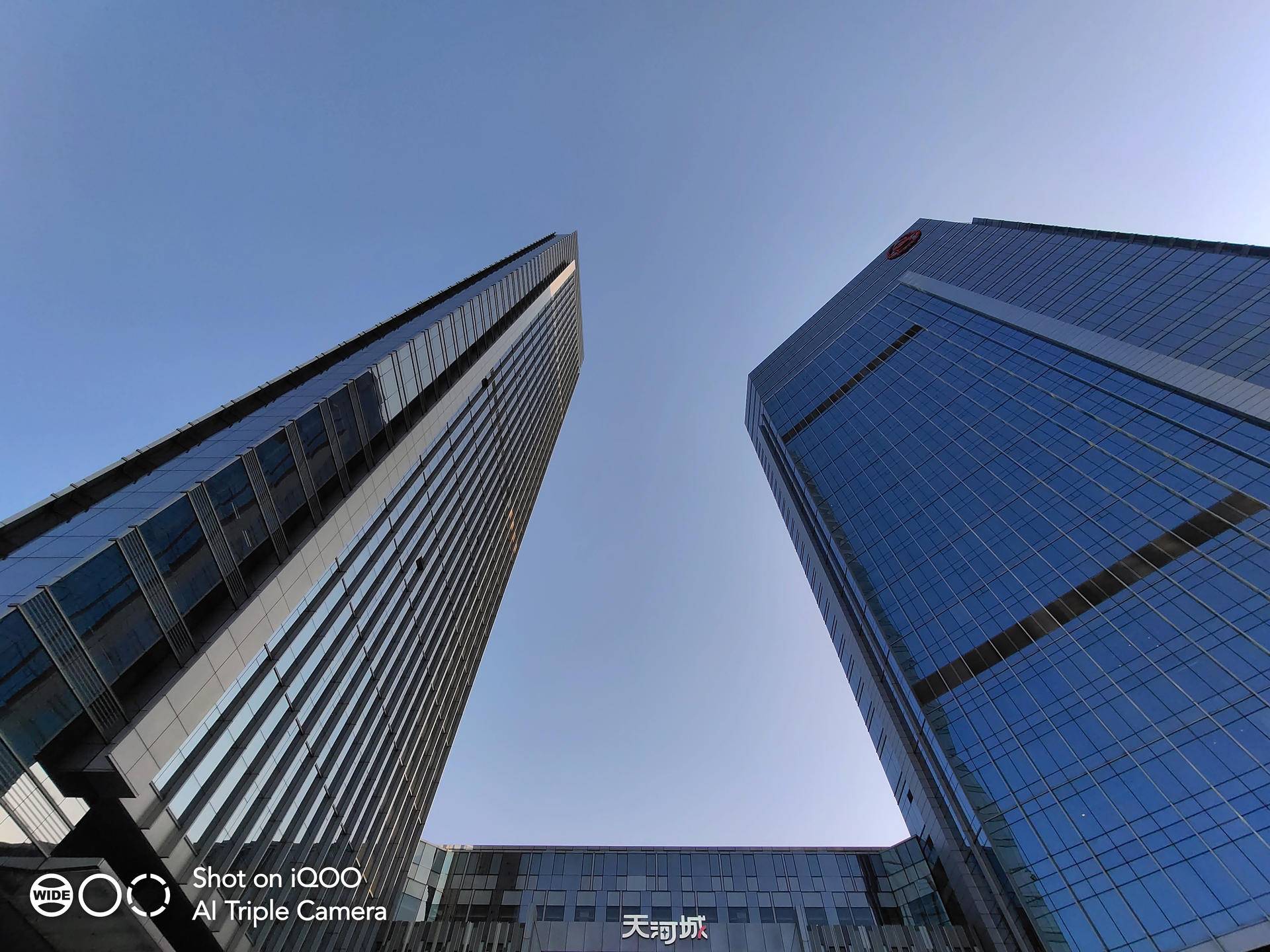 iqoo骁龙855玩游戏怎么样,iqoo骁龙855是高配还是低配