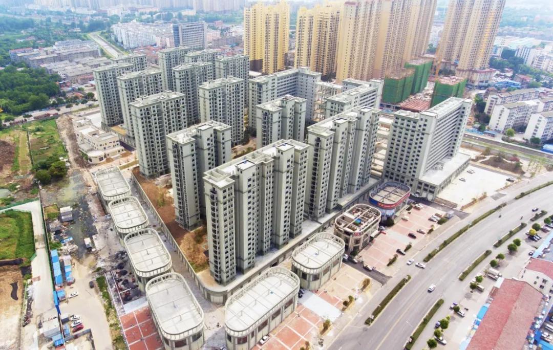 海纳佳城与龙山国际哪个好,海纳佳城对比龙山国际