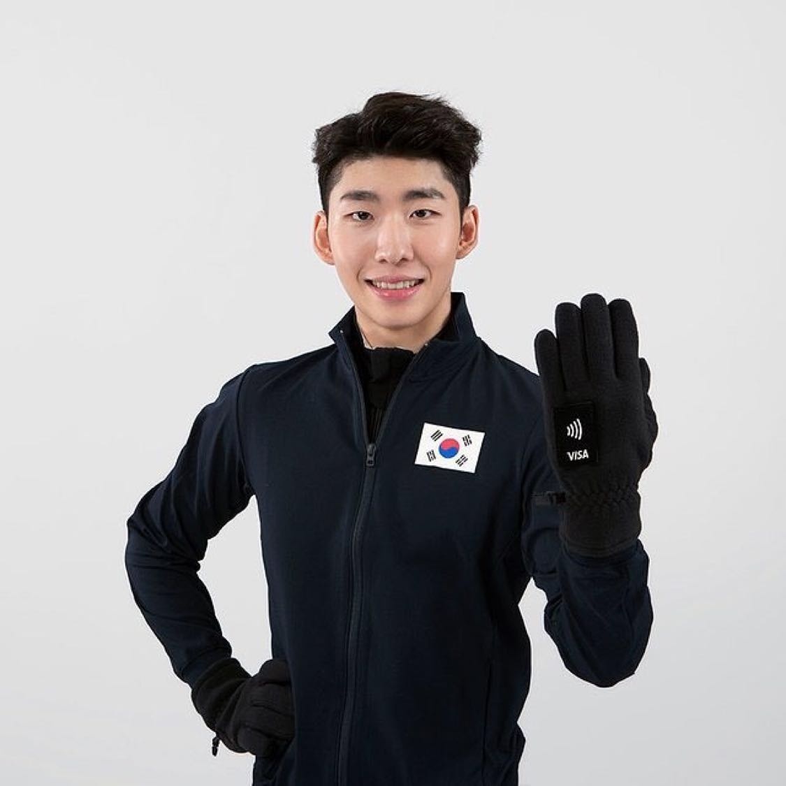 基情满满！被判刑的韩国奥运冠军性取向成疑？曾公开献吻男队友