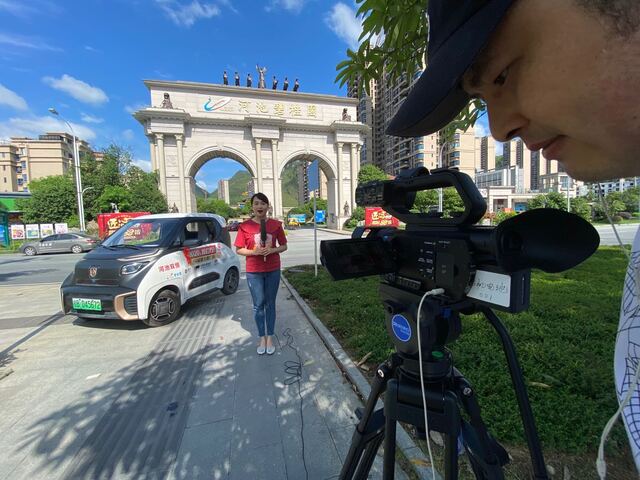 2020，我们行！广西云客户端联合14市主流媒体5G+VR直播迎*会两**促生产