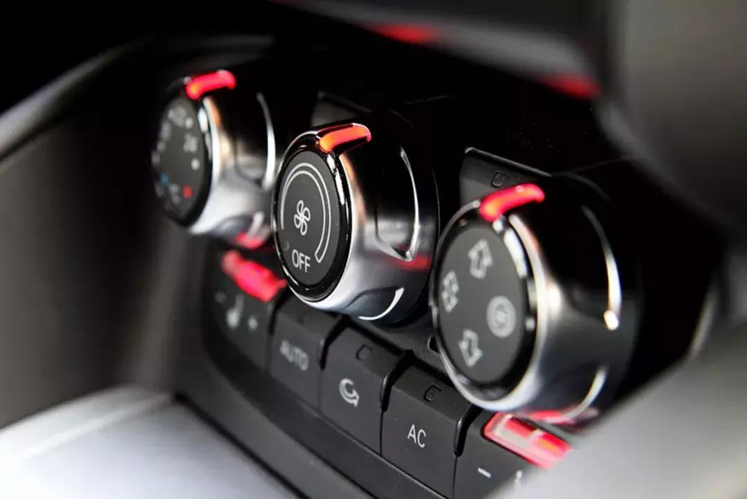 空调的异味怎么处理,空调的味道很难闻怎么办