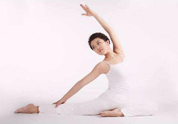 听个笑话就笑漏尿了，很多中年女性都这样！