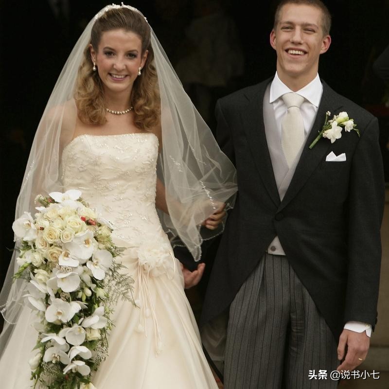 生育2子，王室灰姑娘穿不住水晶鞋，扫地出门后前夫喜迎同款新人