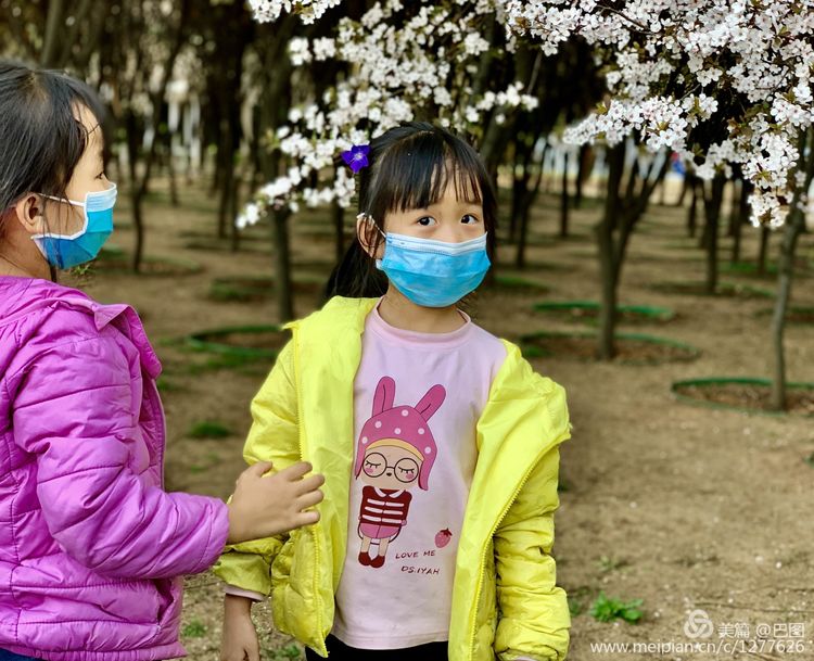 金色童年8张图片,金色的童年相片