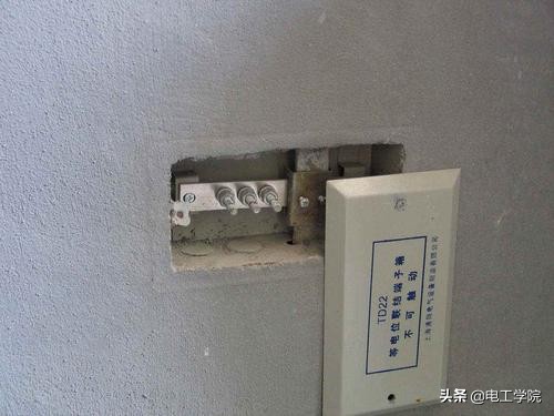 电热水器洗澡到底安全不,电热水器不经漏电开关测试