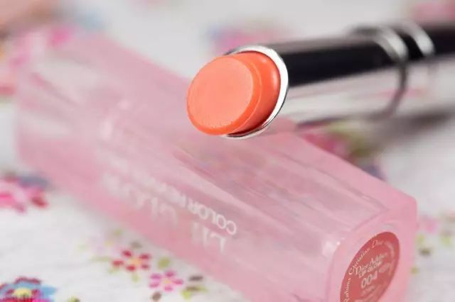 大牌口红色号排行榜前十名,黄皮深唇色必入大牌口红春夏