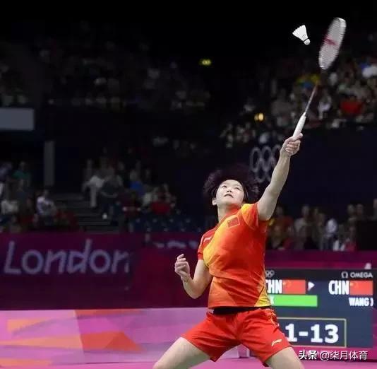 高远球打不好除规范动作外,还要掌握这些关键点