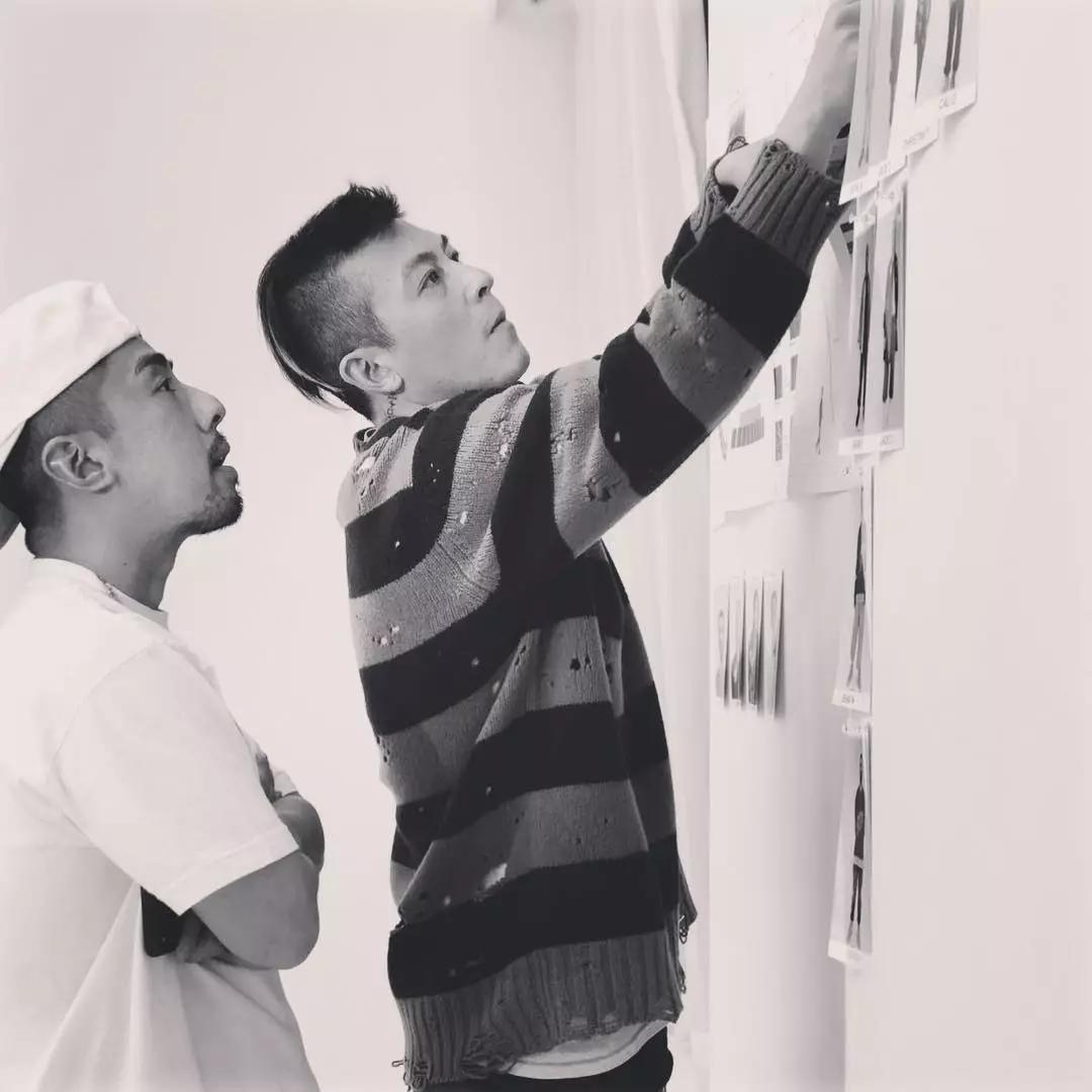 supreme联名日系闪电潮牌,潮牌supreme哪些是真的