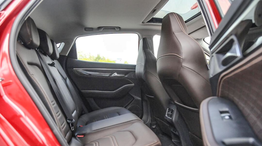 试驾江淮嘉悦a5,江淮嘉悦a5手动挡试驾视频