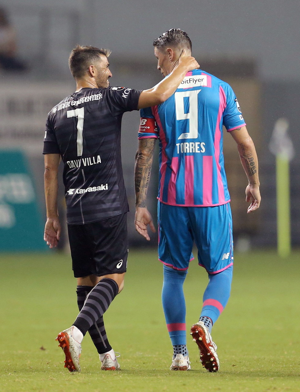 那时年少抖音2019,足坛众传奇巨星挥泪告别瞬间