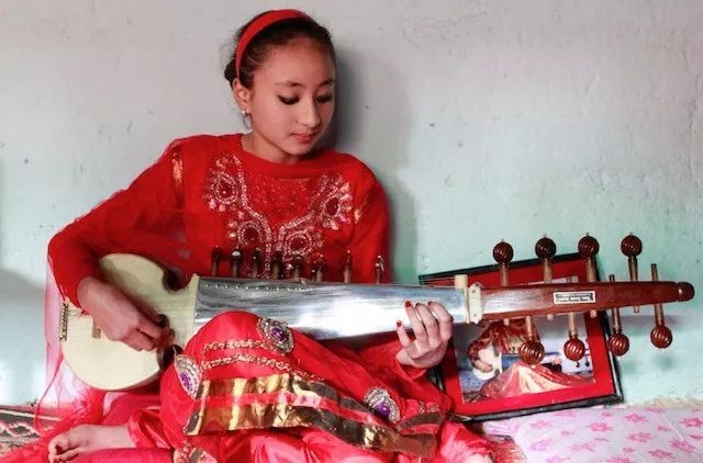 尼泊尔活女神的童年,尼泊尔活女神小时候