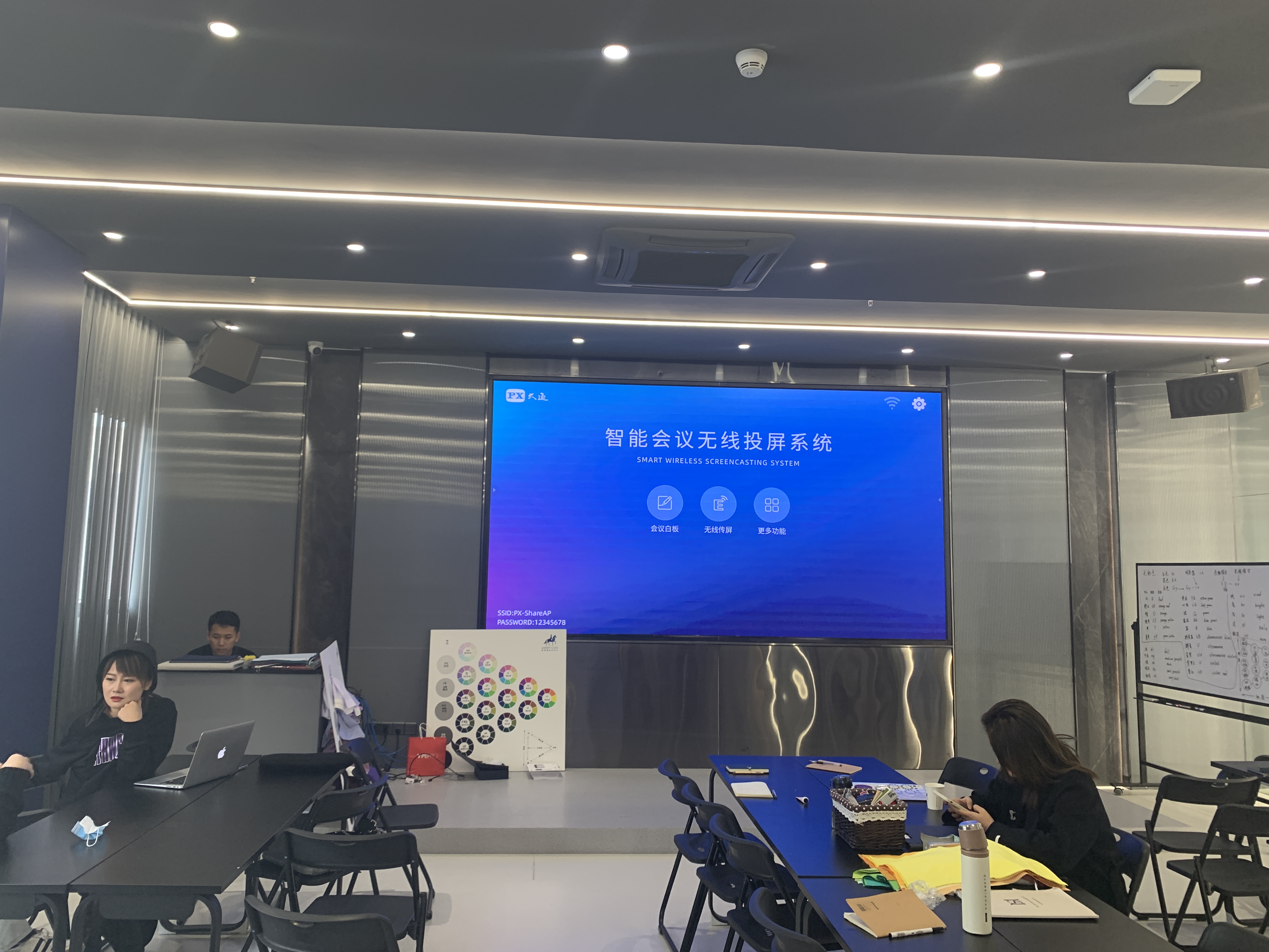 电脑投屏神器推荐哪个好,专业投屏器无线投屏电脑