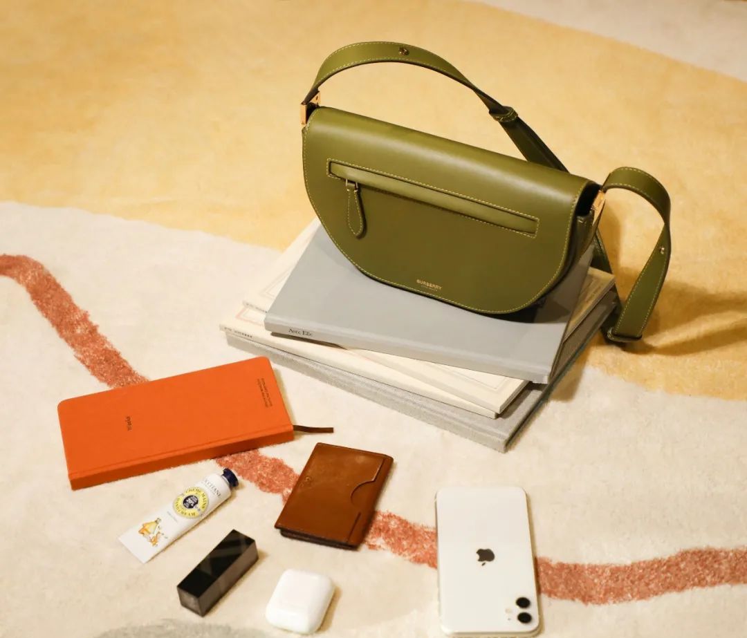 大牌burberry的包包,大牌但是又不是很贵的包包