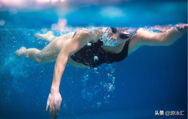 游泳小技巧有哪些,游泳的一些好玩的小技巧