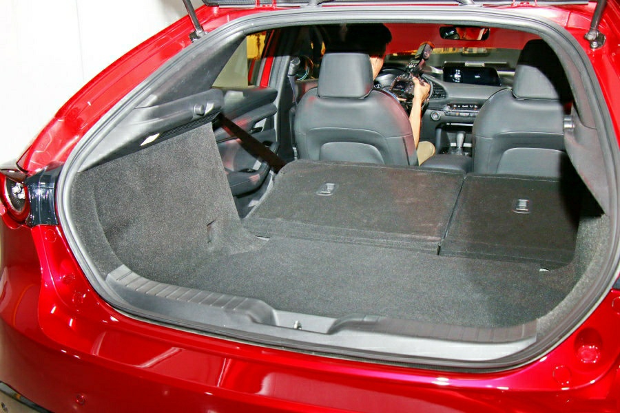 12个bose音响的国产轿车,12个bose音响的车