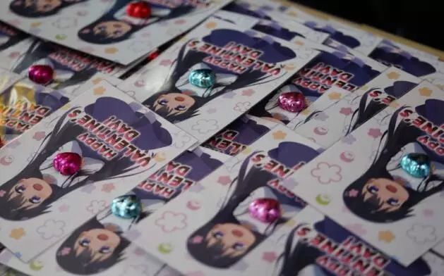 宅男们的福利,五等分的新娘举办情人节活动,蛋糕想带回去纪念