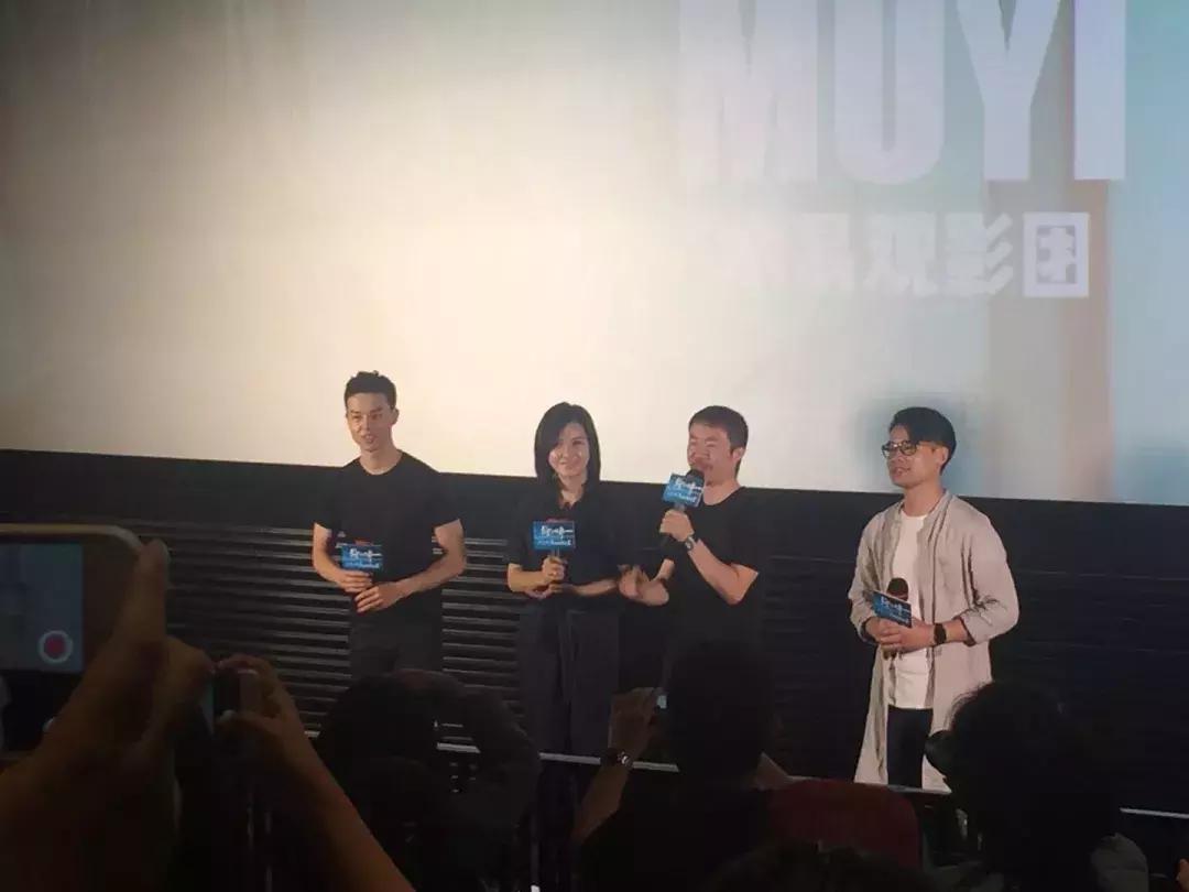 朝阳黄渤：从电视台裸辞成为百万大V，从无名小卒变成与麦迪并肩