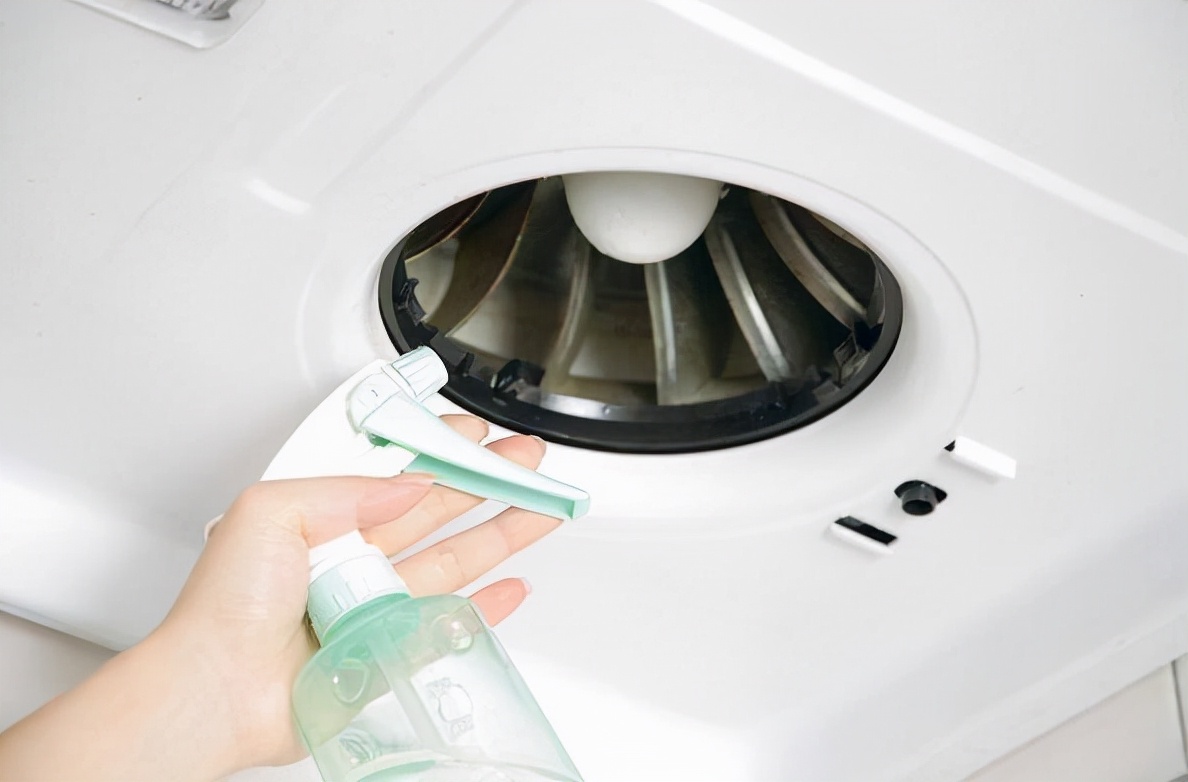 清理油烟机用什么方法清理最干净,怎么清理油烟机又快又干净的方法