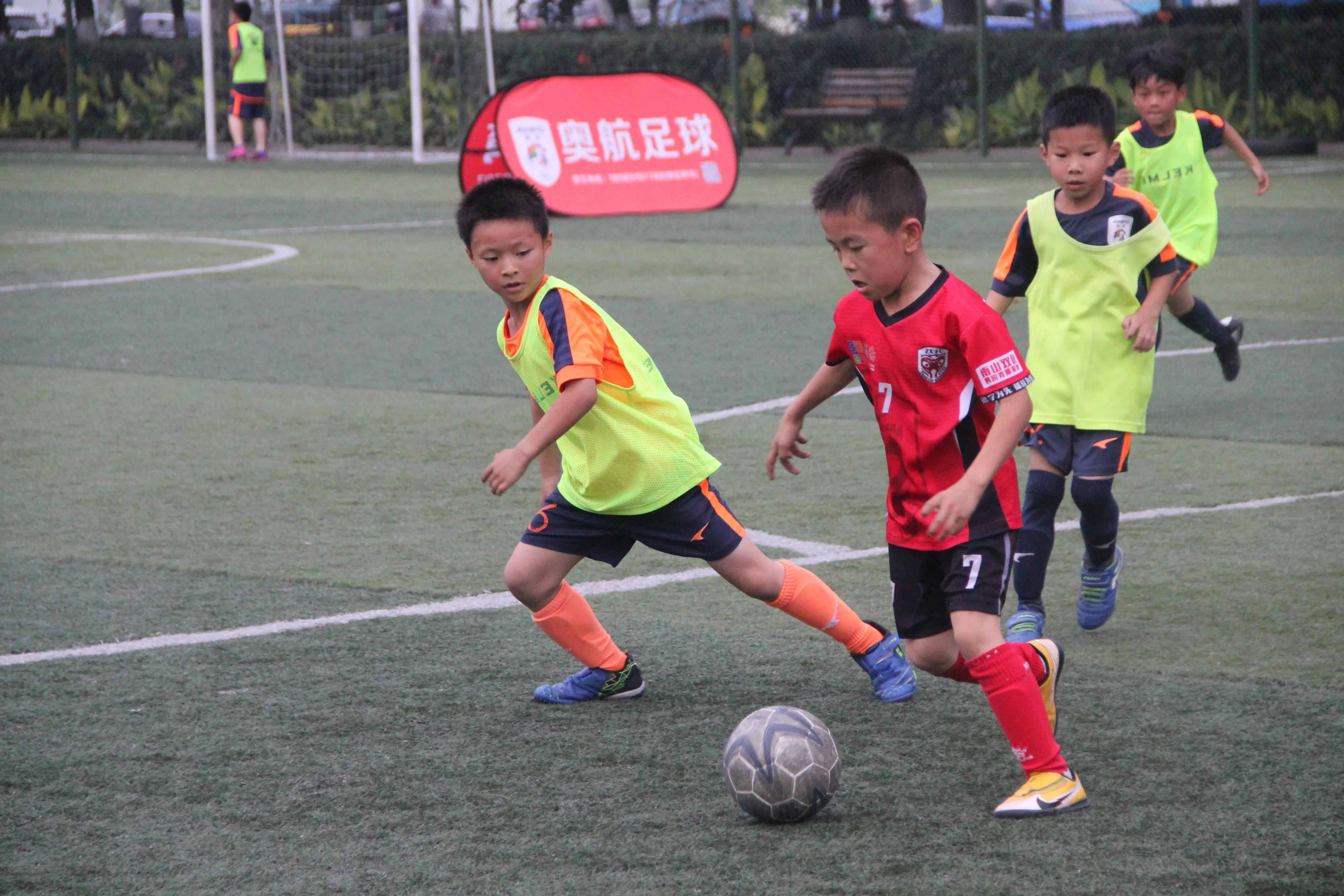 南充奥航足球比赛,南充奥航比赛