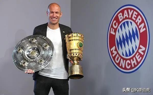 荷兰小飞侠罗本世界杯,罗本经典庆祝动作