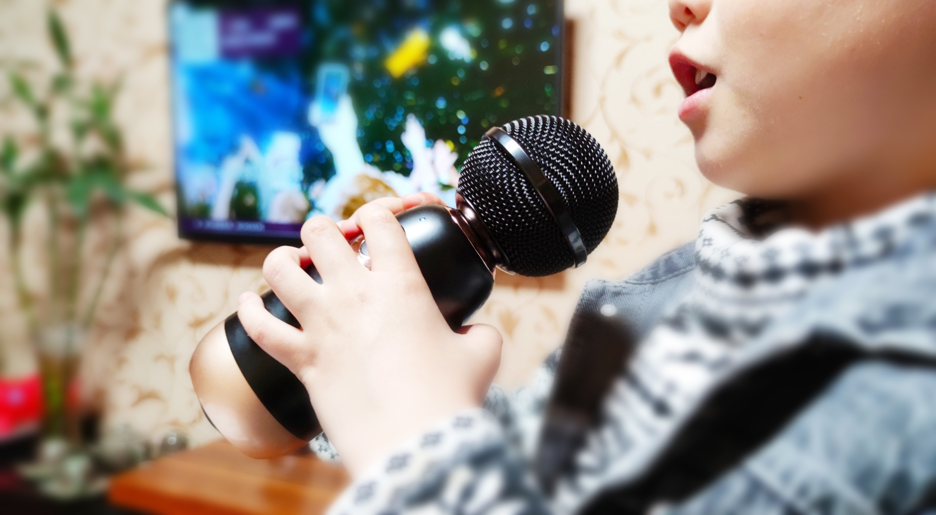 五音不全的唱歌发声技巧,五音不全的怎么用气息唱歌