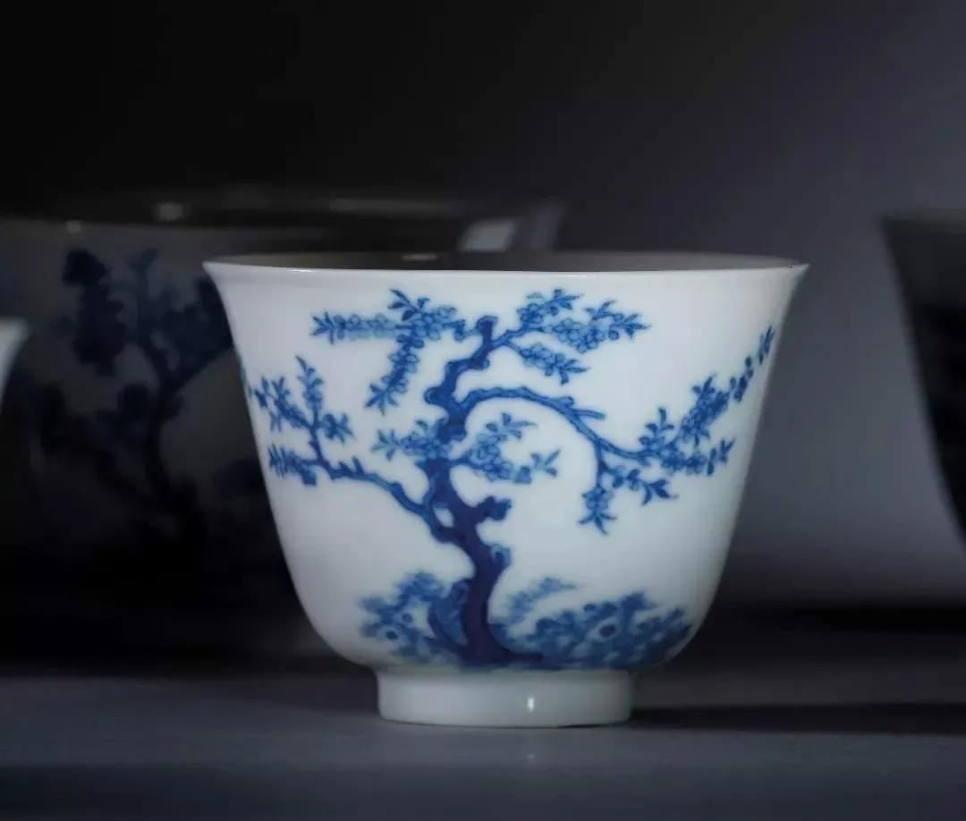 翠毛蓝青花瓷器拍卖视频,翠毛蓝青花瓷