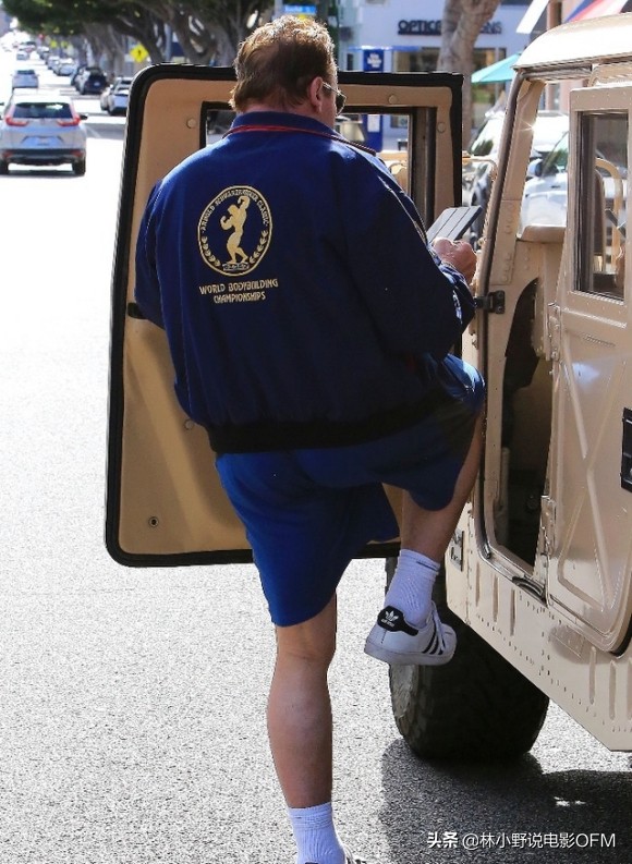 强森好莱坞片酬,好莱坞巨星强森