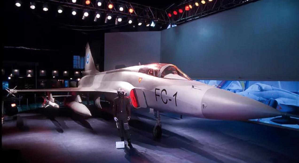 一图看懂珠海航展展现了什么,中国的珠海航展发展史