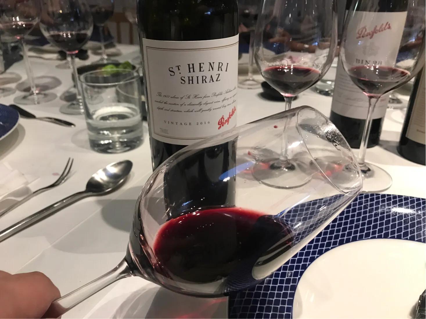 在宁波组了一场1800元一位的奔富酒局