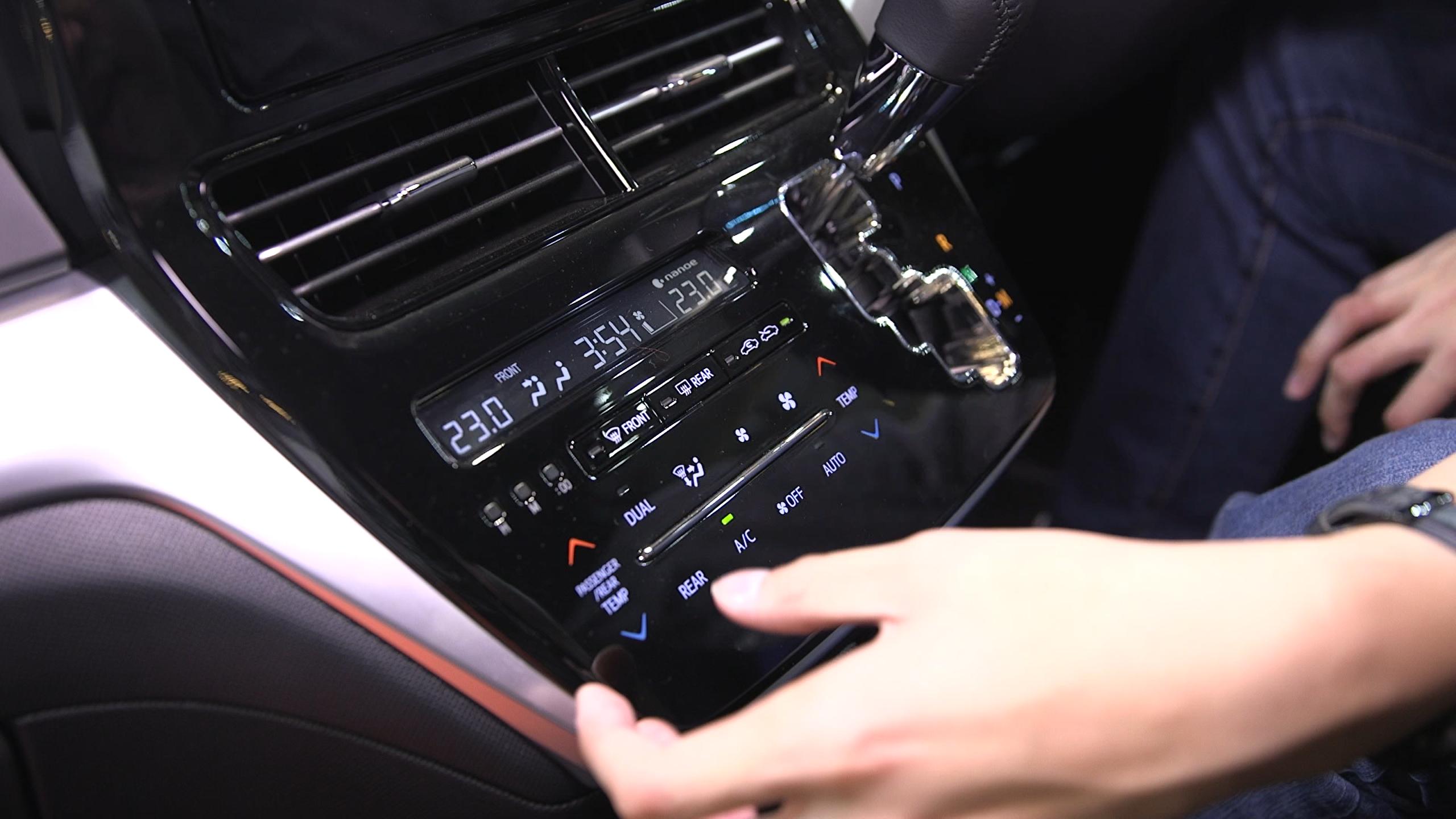 丰田普瑞维亚2024款日本本土版,老丰田大霸王普瑞维亚