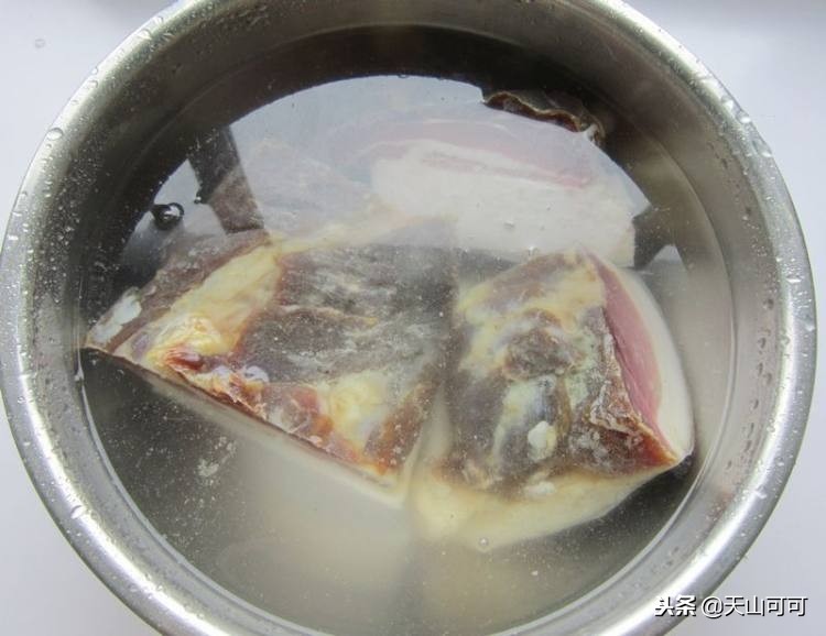 腊肉怎么处理不那么咸,腊肉太咸让腊肉不咸的方法