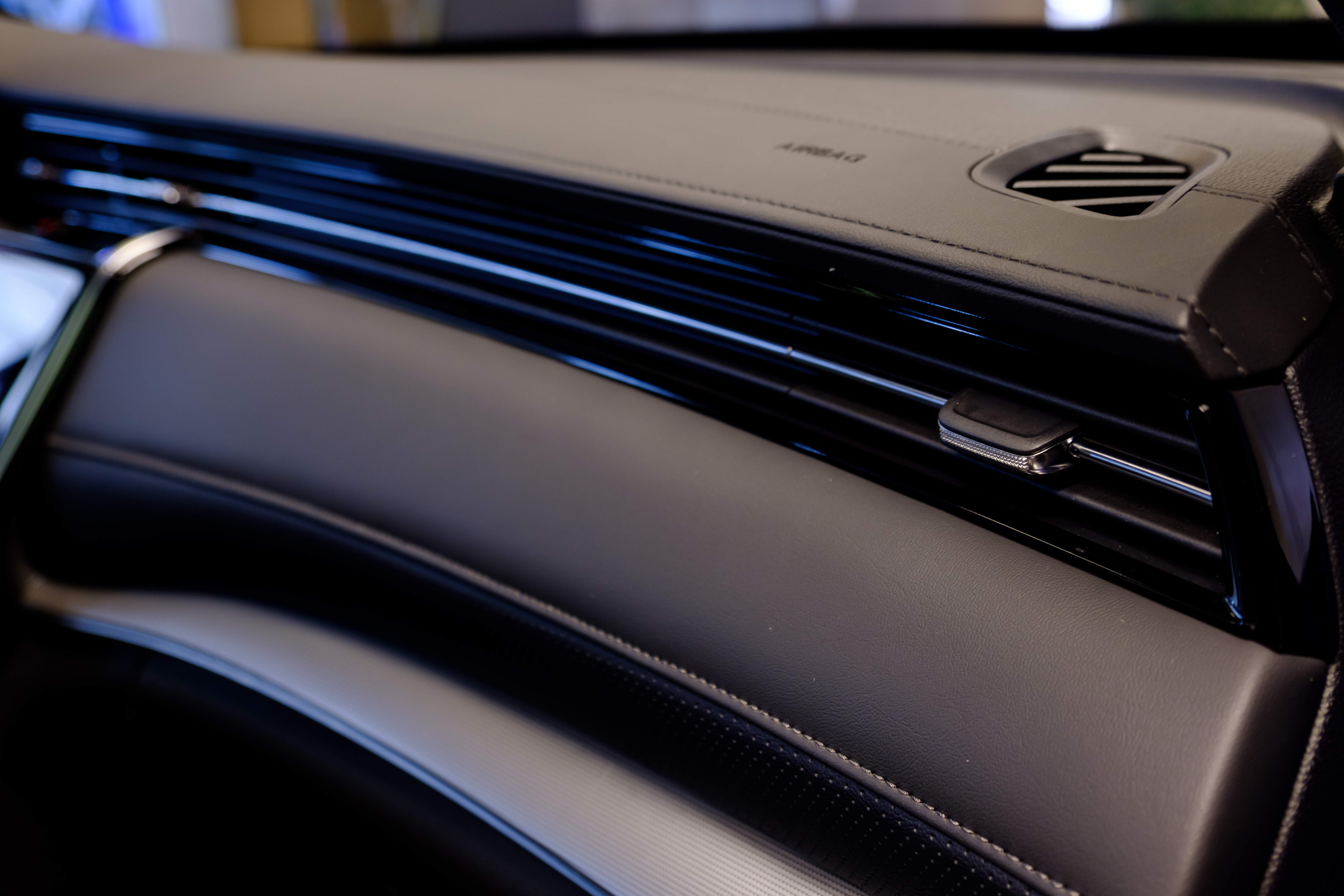 荣威rx5max加多少钱送bose音响,荣威rx5max爆款来袭颜值吹爆了