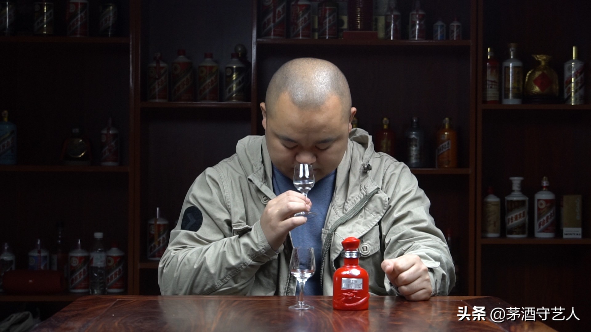 茅酒守艺人品酒完整版,古井贡酒原浆献礼品酒视频