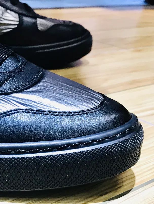 球场也是商场,球场是男人的战场