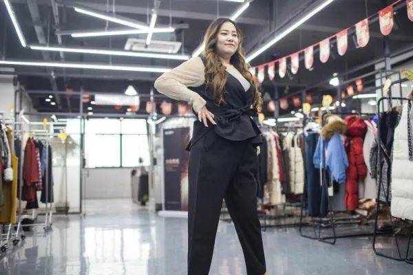 东北银，天生就是吃直播这碗饭的