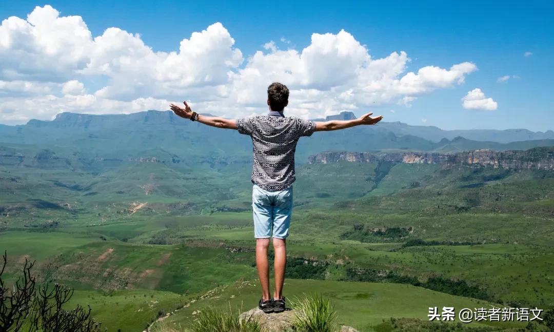俞敏洪说离家越远越好视频,俞敏洪谈上大学离父母越远越好